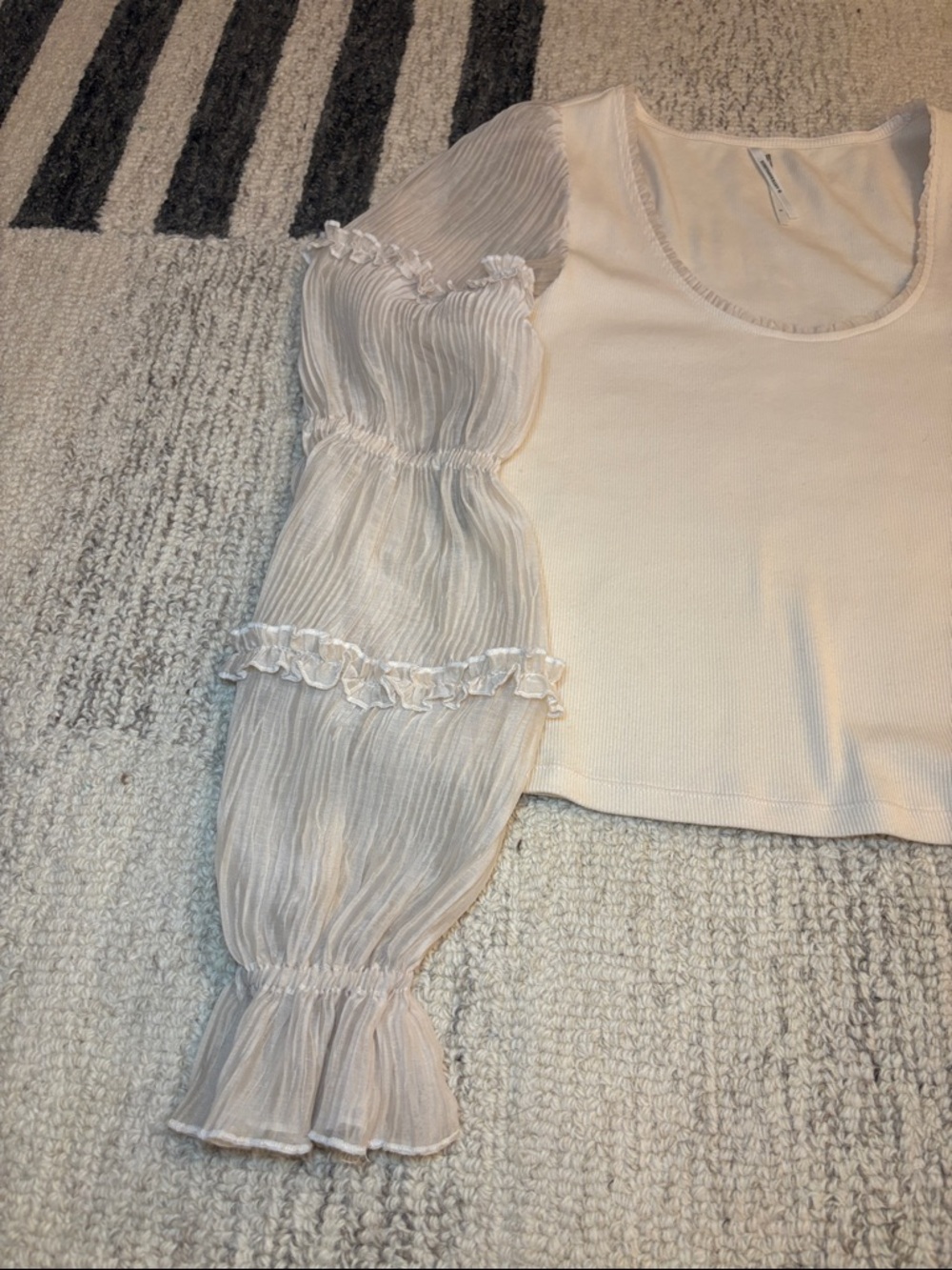 Anthropologie Cream Knit Crop Top with Sheer Ruffle Puff Sleeves NWOT - Picture 3 of 13